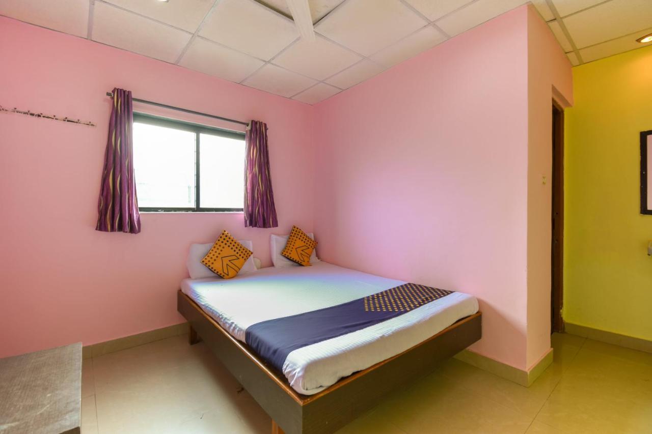 Spot On 65135 Hotel Suvarna Samrat Lodge Khamshet Zewnętrze zdjęcie