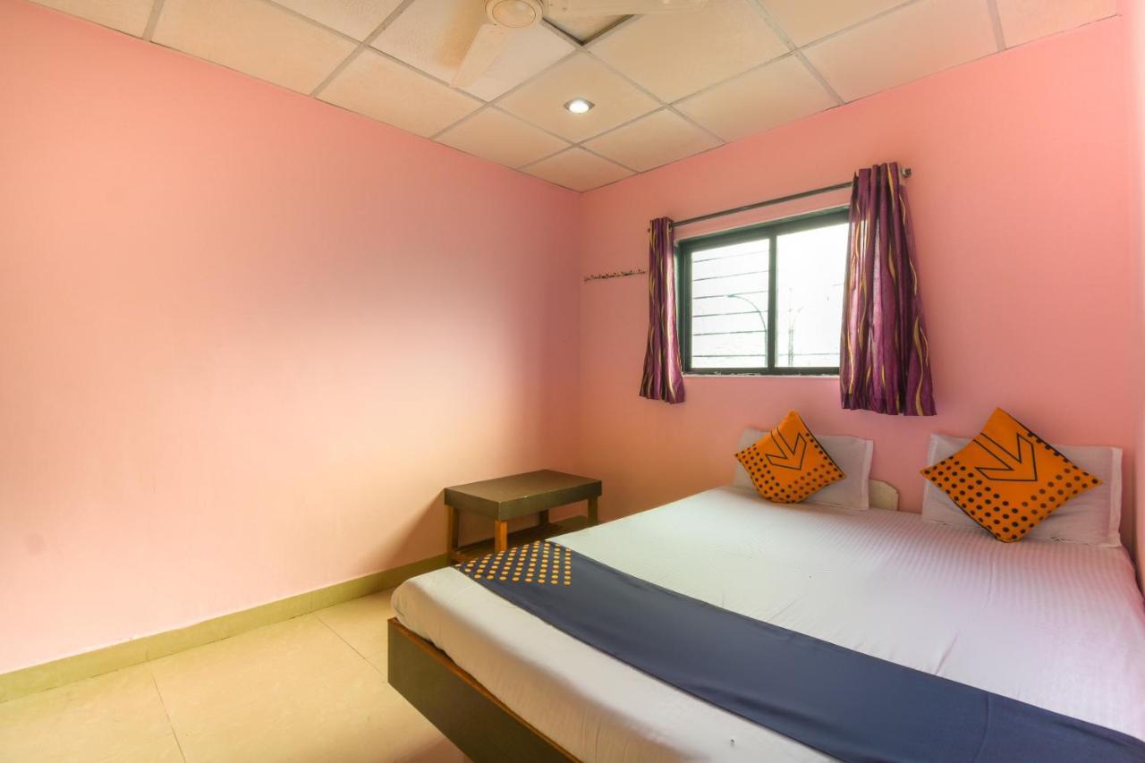 Spot On 65135 Hotel Suvarna Samrat Lodge Khamshet Zewnętrze zdjęcie
